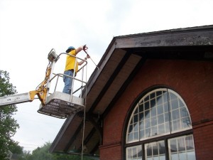 railroad station eaves