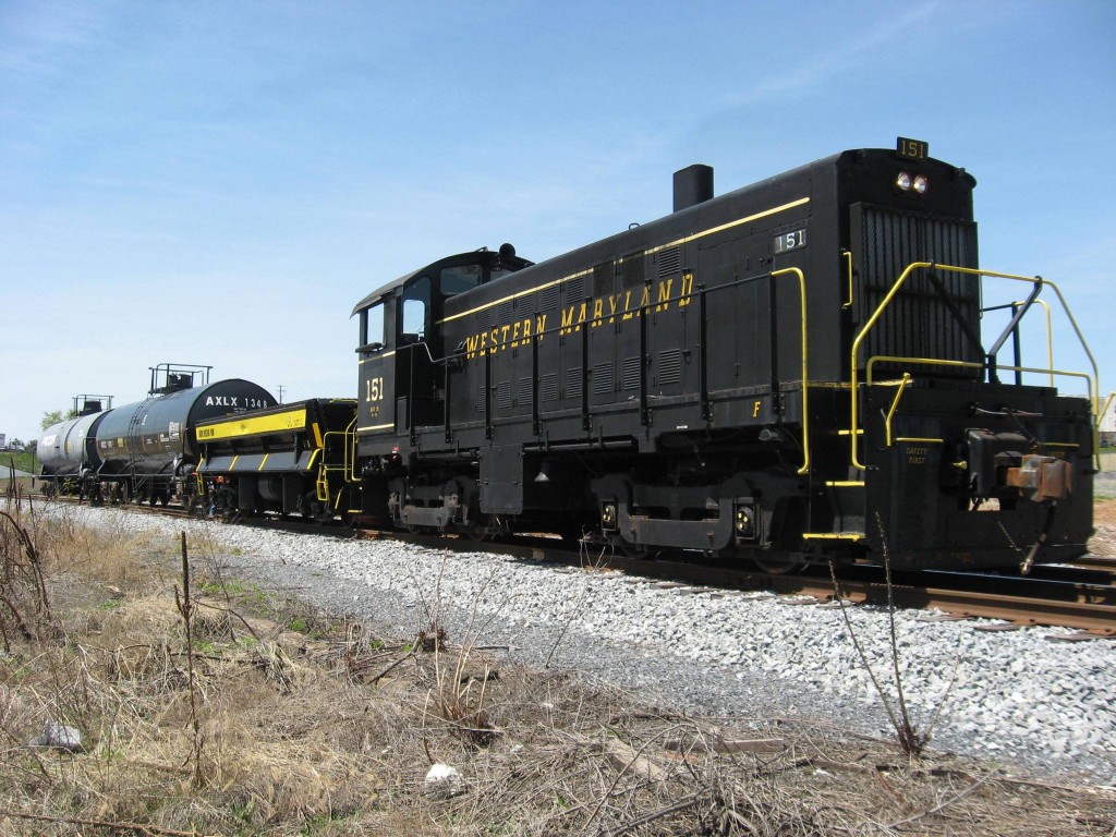 Alco pulling freight